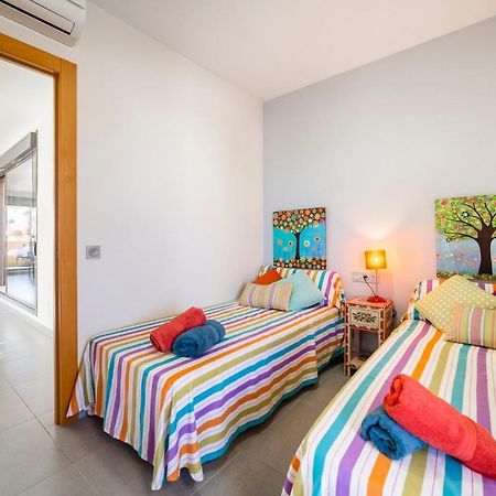 לינה וארוחת בוקר רוקאוטס דה מר Atico Dentro De Casa Privada מראה חיצוני תמונה