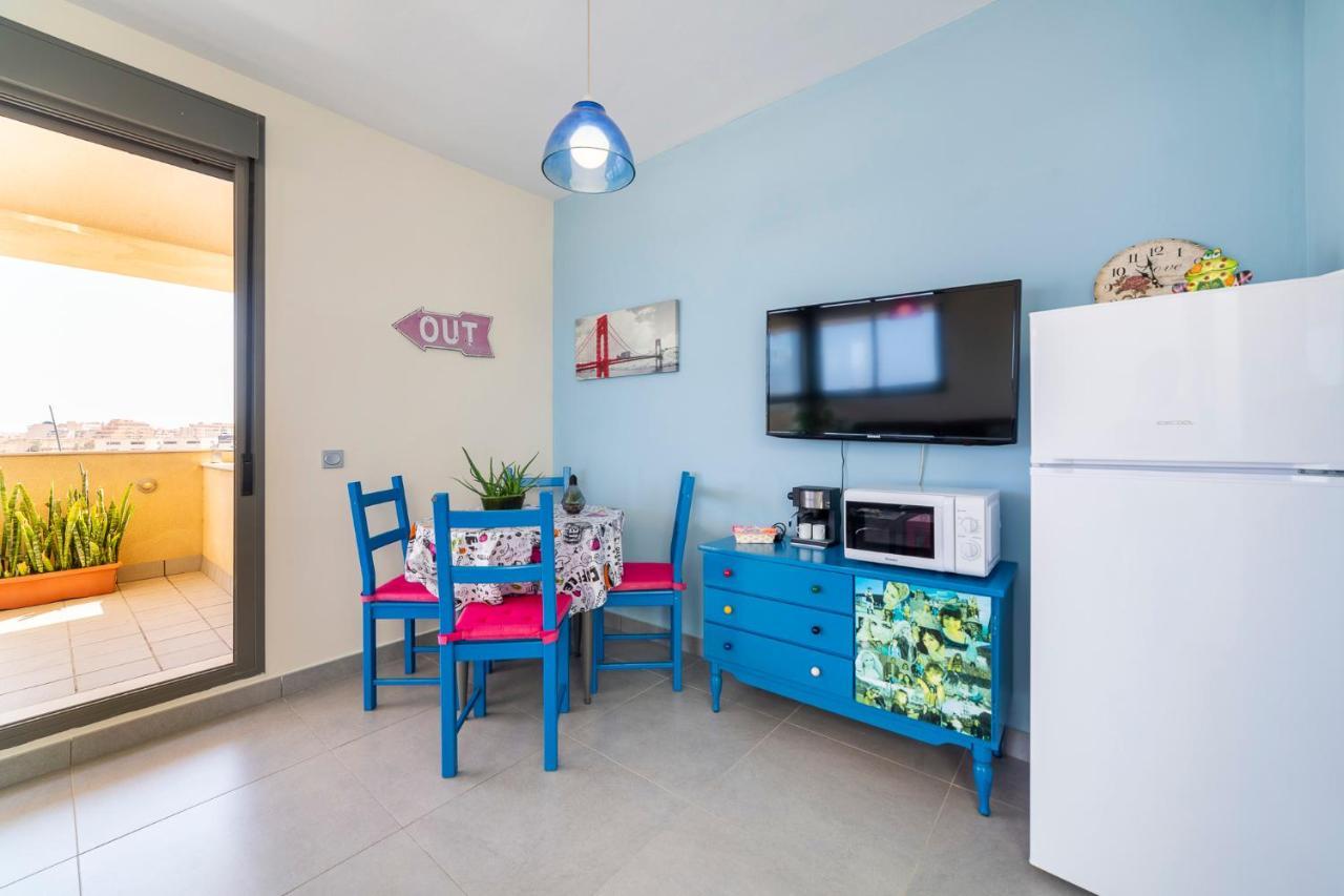 לינה וארוחת בוקר רוקאוטס דה מר Atico Dentro De Casa Privada מראה חיצוני תמונה