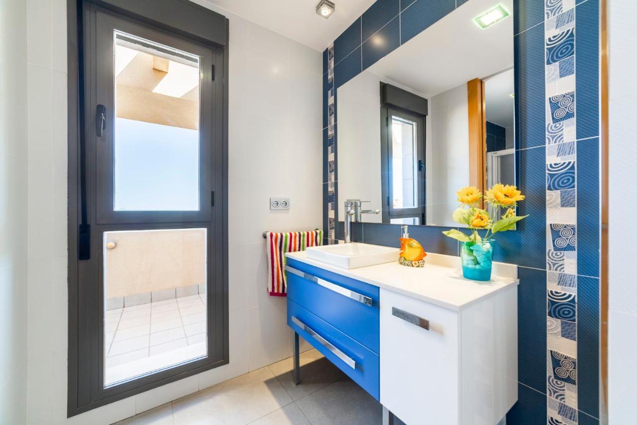 לינה וארוחת בוקר רוקאוטס דה מר Atico Dentro De Casa Privada מראה חיצוני תמונה